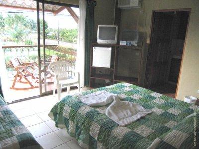 Arenal Bromelias