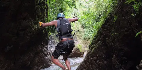 Canyoning Costa Rica Waterfall Jumping