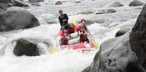 rafting-fun-rio-sarapiqui
