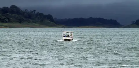 Taxi-Boat-Taxi Arenal to Monteverde