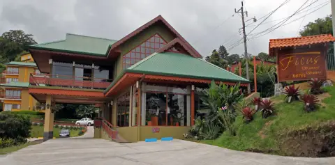 Monteverde Ficus Hotel
