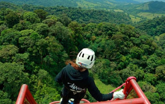 Bungee Jumping in Monteverde Costa Rica