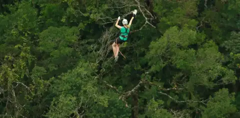 Extremo Canopy Tour in Monteverde Costa Rica Tarzan Swing
