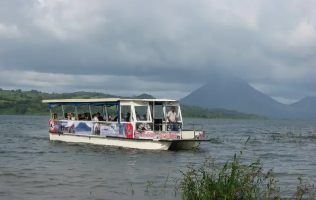 Taxi-Boat-Taxi Monteverde to Arenal