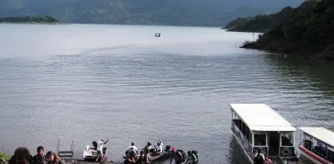 Passengers Disembarking Taxi Boat Taxi
