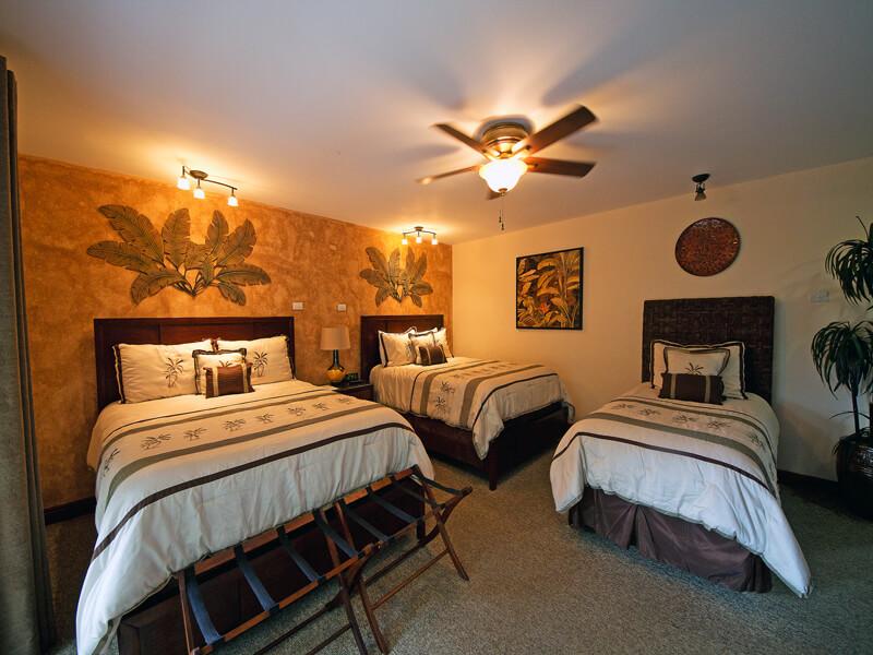 Rooms at Buena Vista San Jose Airport Hotel