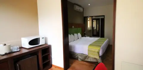 Country Inn and Suites Costa Rica Rooms