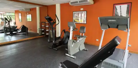 Gym  Country Inn and Suites Costa Rica