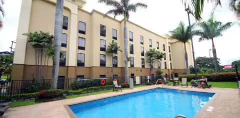 Pool Hampton Inn San Jose Airport Costa Rica