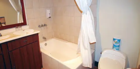 Bathroom  Trapp Family Country Inn San Jose Costa Rica